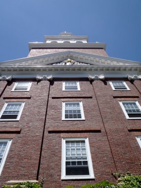 Side tarihi eski kırmızı tuğla bina harvard