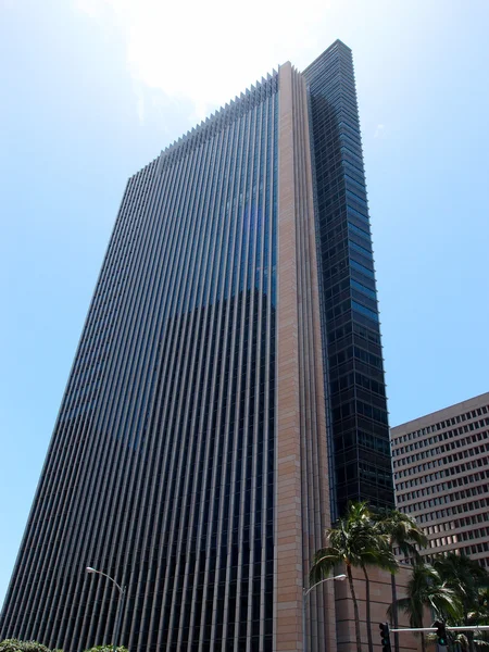 Icónico hito primer edificio hawaiano en el centro de Honolulu — Foto de Stock