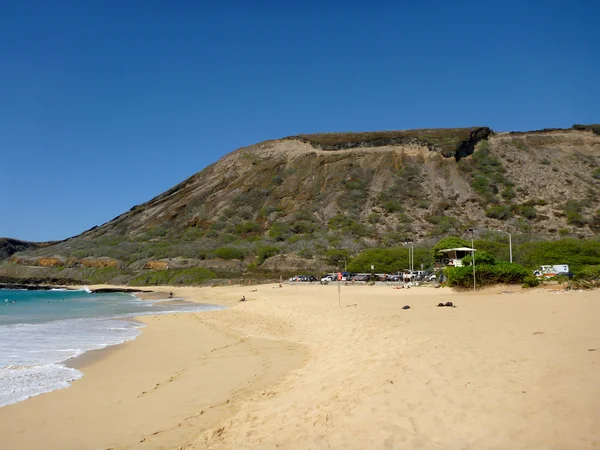 ハワイ オアフ島、南海岸の砂浜のビーチ公園 — ストック写真