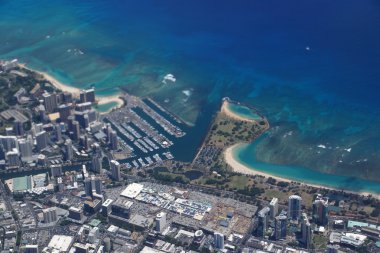 Waikiki, ala wai canal, ala moana Alışveriş Merkezi, park ve okyanus