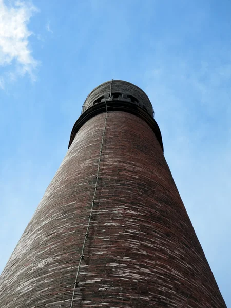 Historiska stream tornet vid vattenverk byggnad — Stockfoto