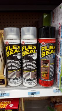Honolulu - 13 Eylül 2015: Flex Seal TV 'de Kmart' taki mağaza rafında satışta.