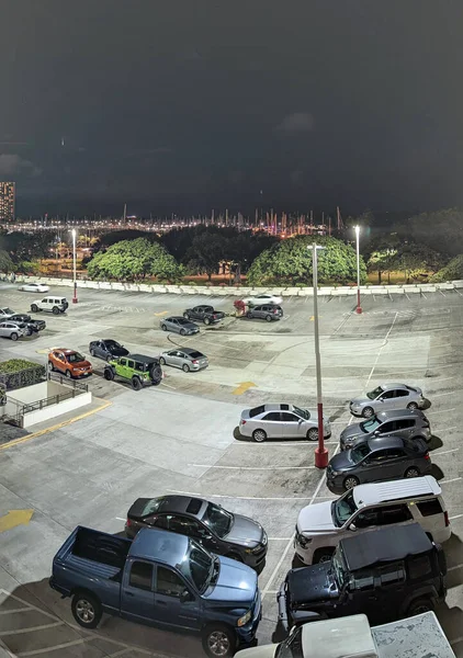 Honolulu Nisan 2022 Ala Moana Avm Nin Çatısı Gece Yarısı — Stok fotoğraf