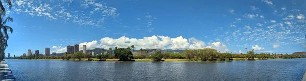 Canal Ala Wai Parcours Golf Condos Cocotiers Nuages Par Une — Photo