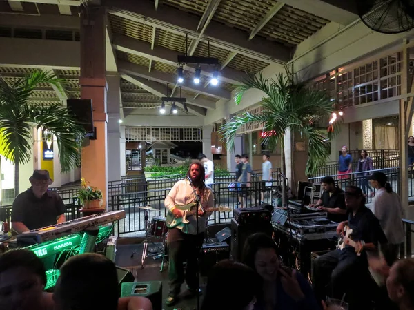 Honolulu Września 2014 Guidance Band Śpiew Muzyka Dżemy Scenie Barze — Zdjęcie stockowe