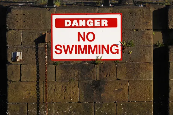 No swimming sign — Stock Photo, Image