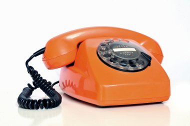 turuncu telefon