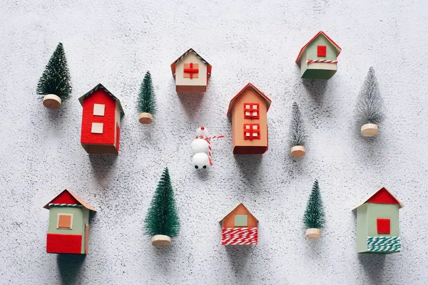 성탄절 카드에 귀여운 장난감작은 크리스마스 상징을 Flat Lay Photography — 스톡 사진
