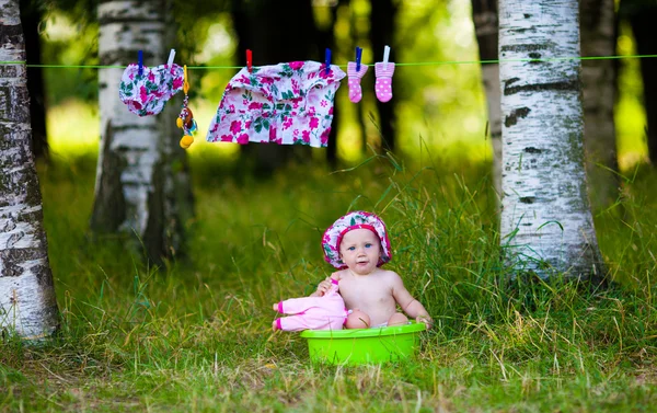 Child in nature — Stock Photo, Image