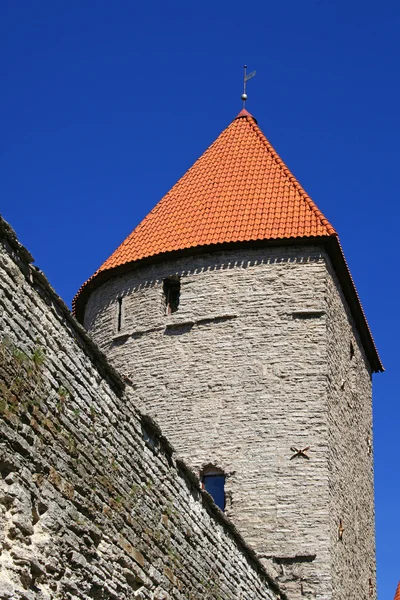 Torre e cielo — Foto Stock