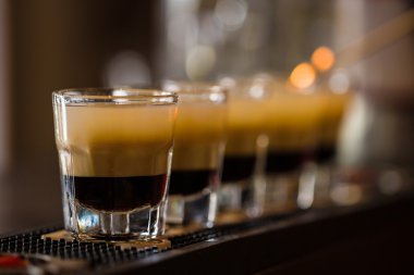 ROM ve içki kokteyl Club ile çekim