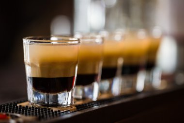 ROM ve içki kokteyl Club ile çekim
