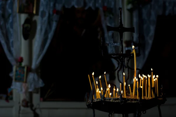 Candles lighting in church — Stock Photo, Image