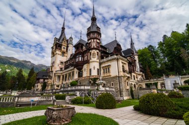 kazıkları kale sinaia içinde