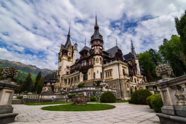 kazıkları kale sinaia içinde