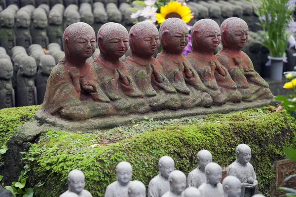 Seis jizo — Fotografia de Stock