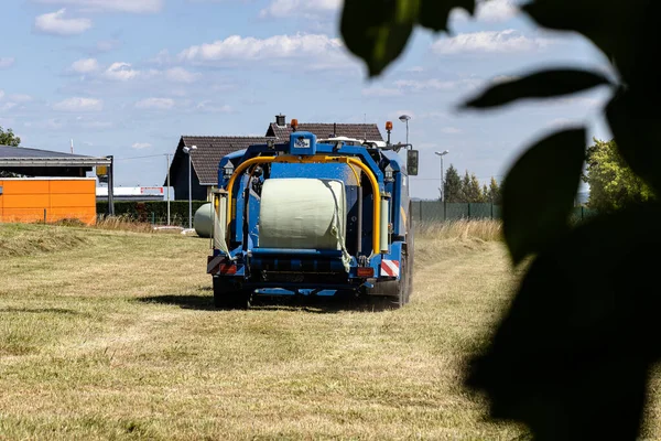 Grosse Maschinen Werden Der Landwirtschaft Eingesetzt Zeit Sparen — Stok fotoğraf