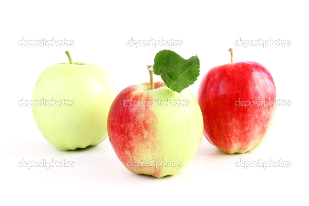 three apple isolated