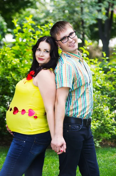 Pregnant couple — Stock Photo, Image