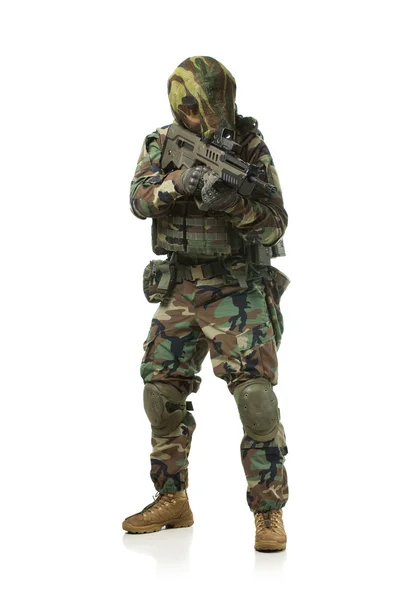 NATO askeri tam teçhizat. 