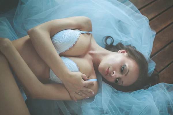 Portrait of young bride — Stock Photo, Image