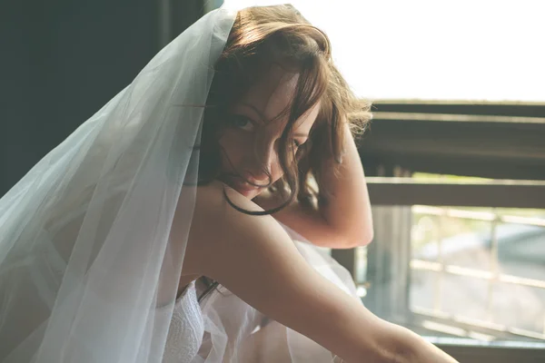 Ritratto di giovane sposa — Foto Stock