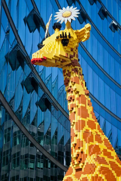 Žirafa vyrobené hračky stavební cihly — Stock fotografie