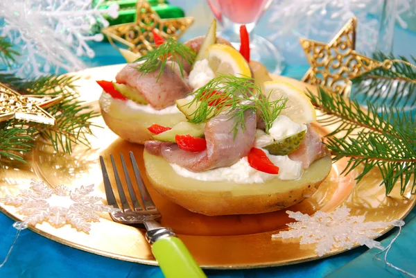 Potato with herrings and sour cream — Stock Photo, Image