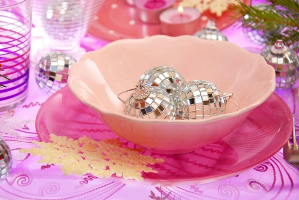 Christmas table setting in pink — Stock Photo, Image