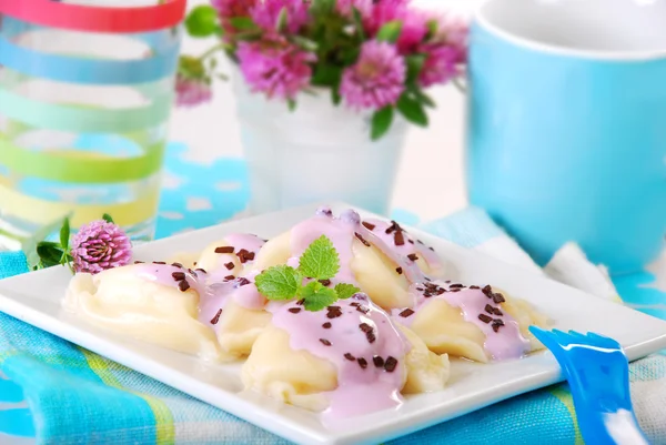 Ravioli with blueberry for child — Stock Photo, Image