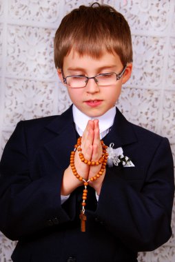 çocuğa ilk Komünyon için