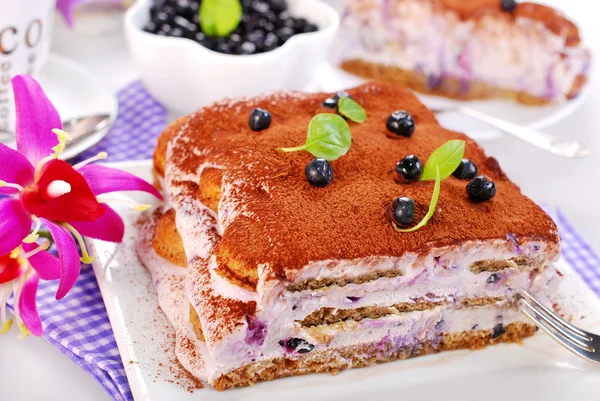 Blaubeer-Tiramisu-Kuchen — Stockfoto