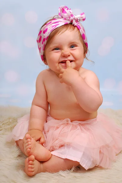 Piękne dziecko dziewczynka, 10 miesięcy — Zdjęcie stockowe