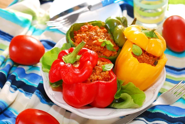 Bell peppers stuffed with minced meat — Stock Photo, Image