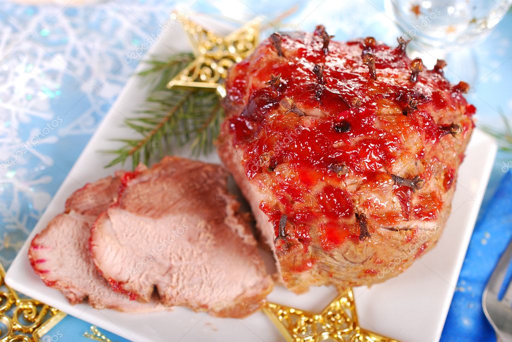 honey and plum glazed ham for christmas