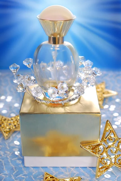 Parfym i julklapp — Stockfoto