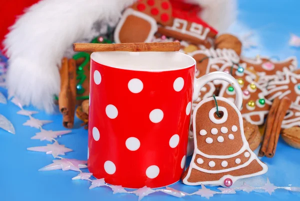 Milk and gingerbread cookies for santa — Stock Photo, Image