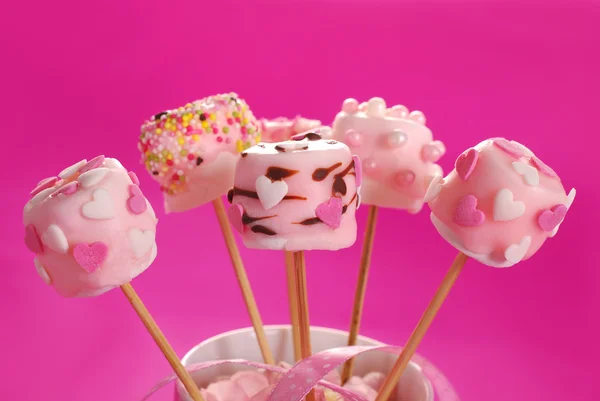 Pink marshmallow pops for valentine — Stock Photo, Image