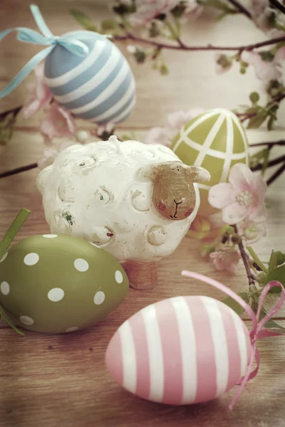 Easter decoration in vintage style — Stock Photo, Image