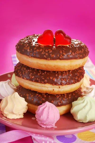 Donuts de chocolate para valentine — Fotografia de Stock