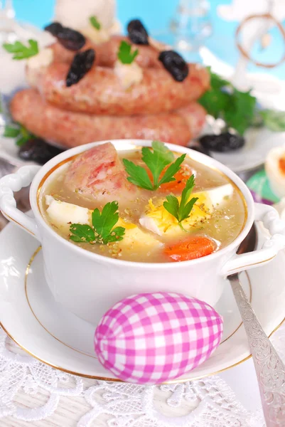 Easter white borscht with egg and sausage — Stock Photo, Image