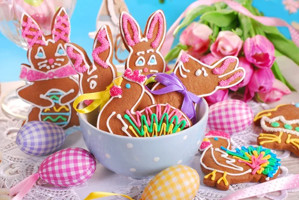 Homemade gingerbread cookies for easter — Stock Photo, Image