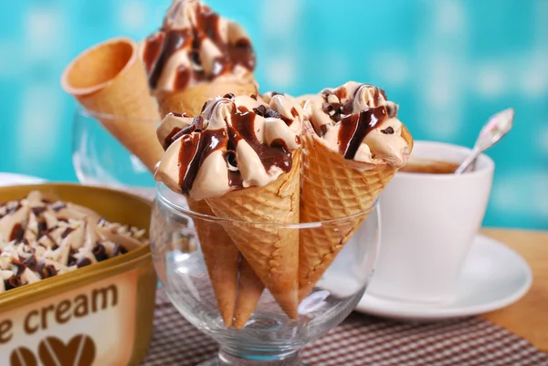 Coffee ice cream in  cones — Stock Photo, Image