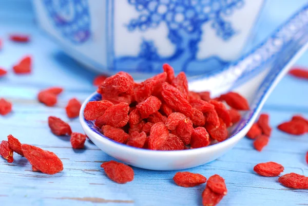 Dried goji berries on chinese spoon — Stock Photo, Image