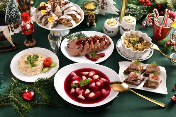 Traditional Poland Christmas Eve Dishes Red Borscht Dumplings Krautersaut Mushroom — Stock Photo, Image