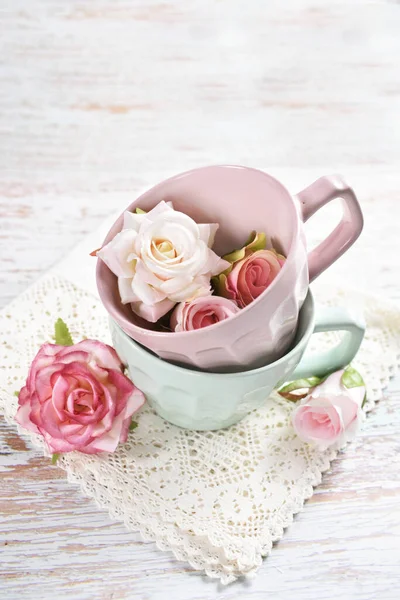Romantic Still Life Pastel Color Mugs Filled Roses Table —  Fotos de Stock