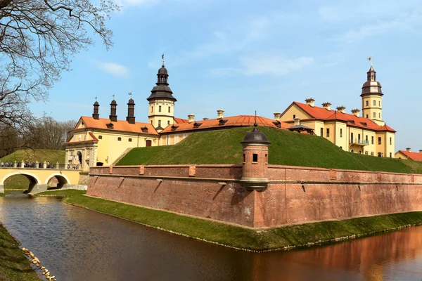 Medeltida slott i Nesvizh, Vitryssland. — Stockfoto