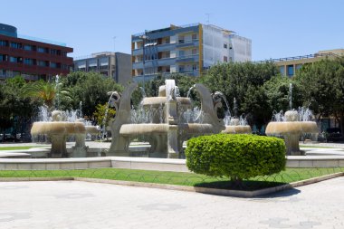 LECCE, FONTANA DI PIAZZA MAZZINI