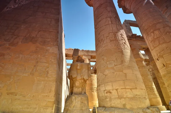 The column. Karnak grammar. Egypt. — Stock Photo, Image