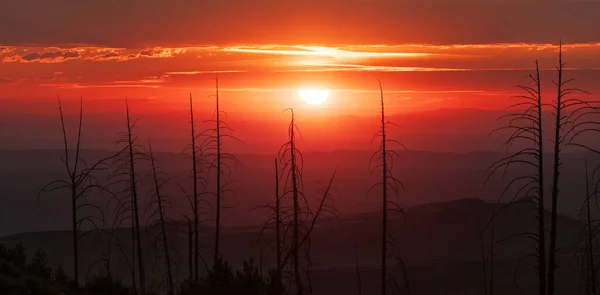 Nádherný Západ Slunce Horách — Stock fotografie